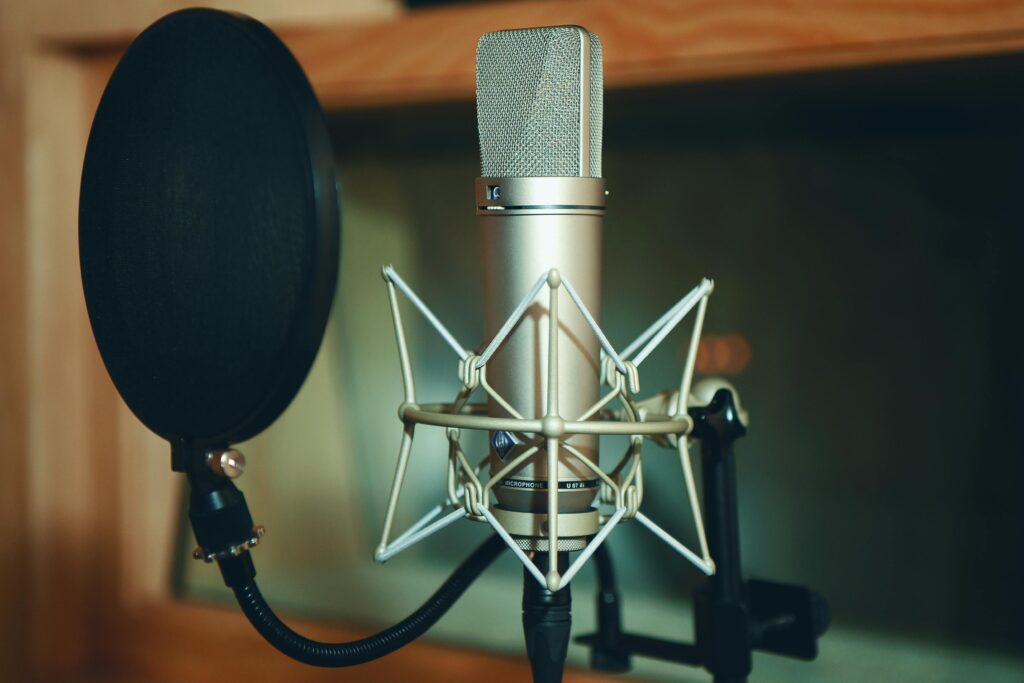 podcast mics under $200